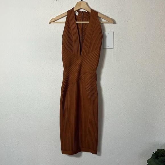 House of CB London Vivienne Toffee Bandage Dress Sz. XS - Picture 4 of 11